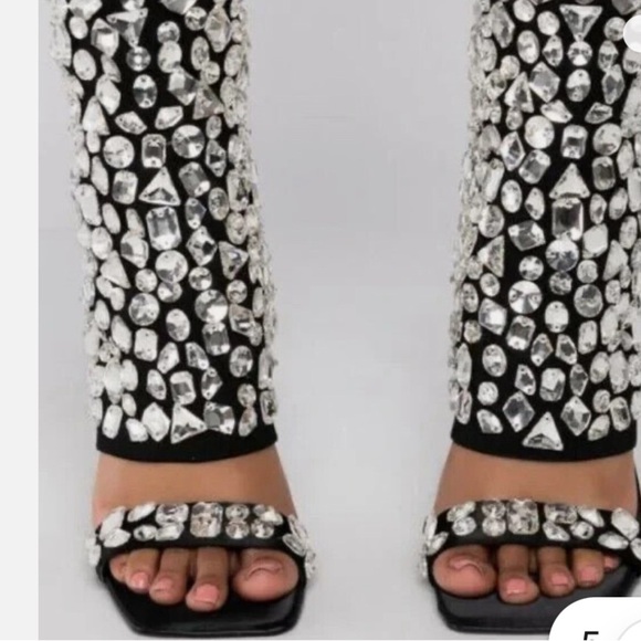 Shoes - AZALEA WANG STOPPIN THE WHOLE SHOW STILETTO SANDAL IN BLACK